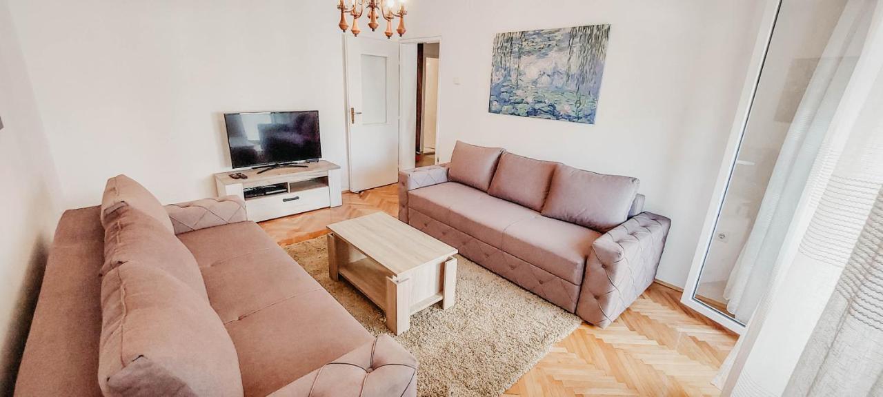 Apartment Bracovic - City Center Бар Екстериор снимка