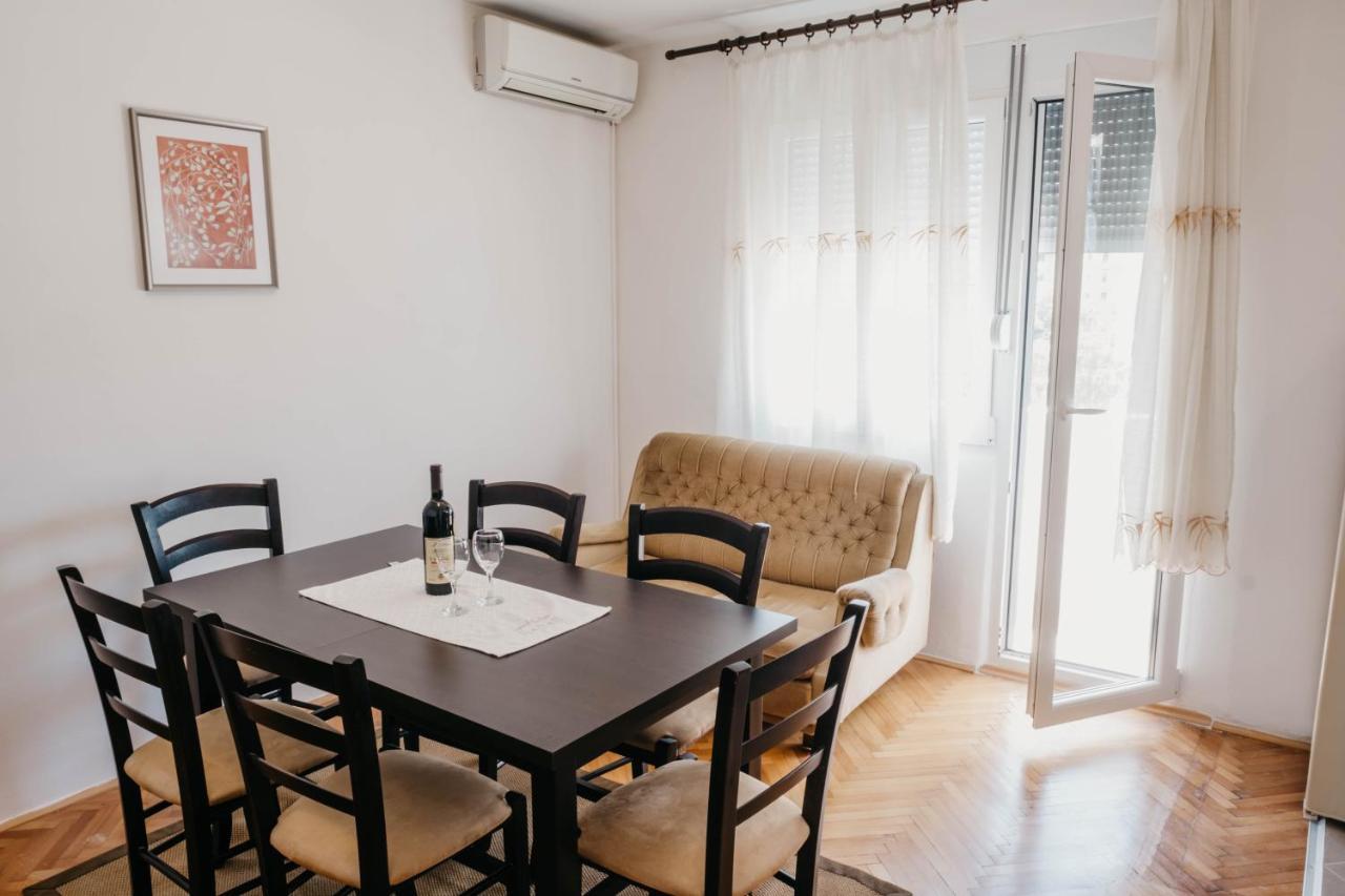 Apartment Bracovic - City Center Бар Екстериор снимка