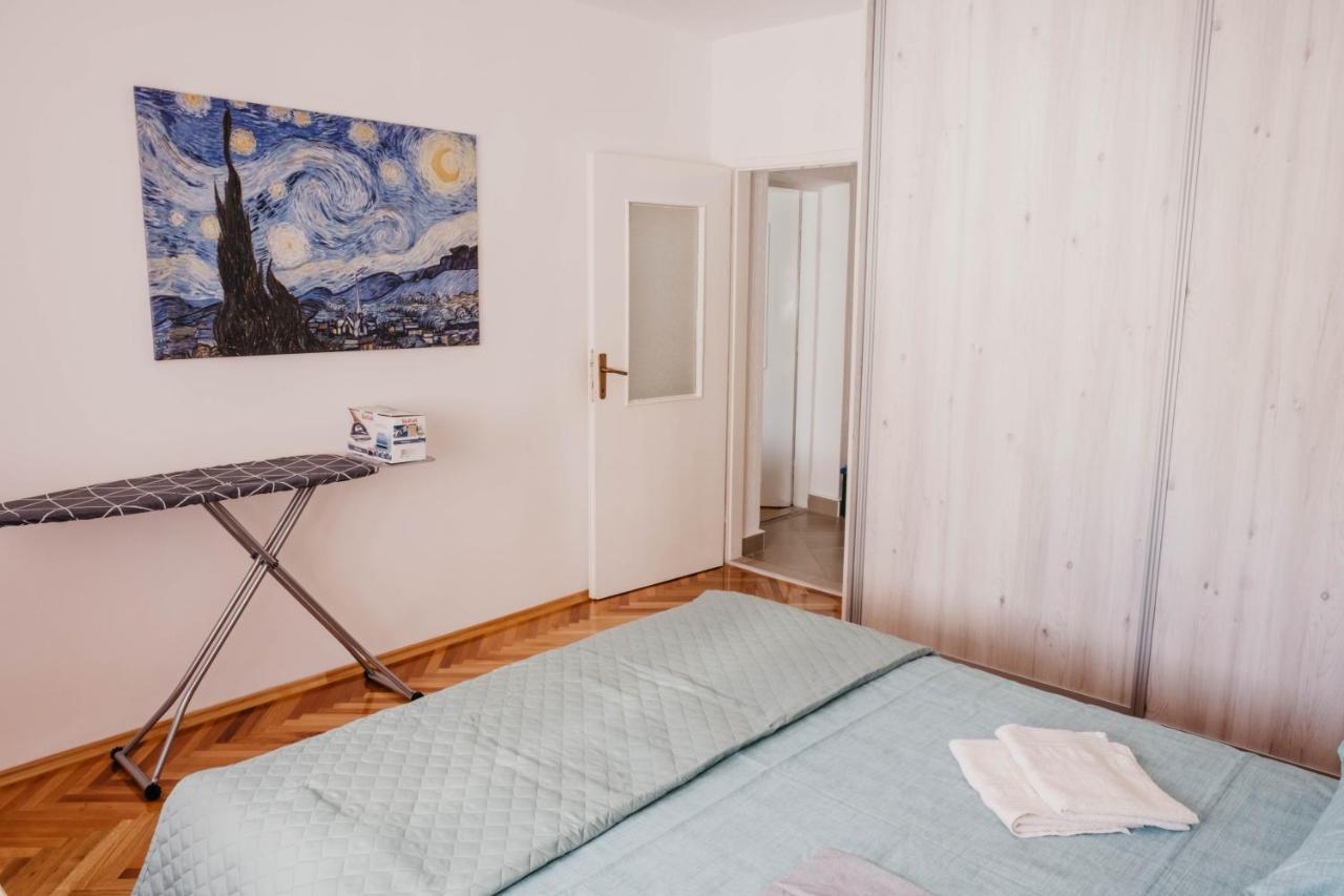 Apartment Bracovic - City Center Бар Екстериор снимка